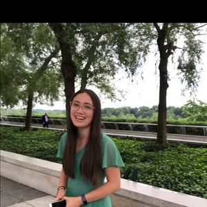 Meet your Posher, Clare